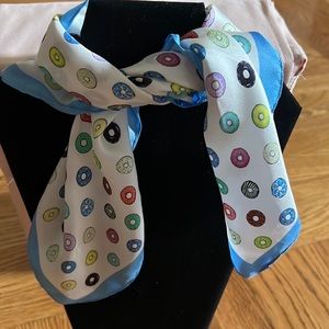 Larioseta 100% silk  donut pattern square scarf new with tags